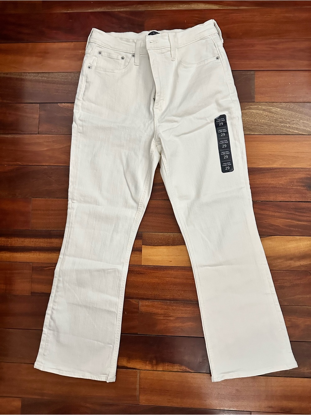 NWT. J.Crew Factory Women’s White Flare Crop Jeans, 29